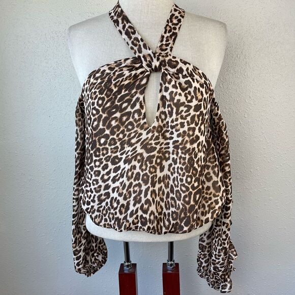 NWT Guess Leopard Print Cold Shoulder Top Size M - Picture 1 of 6